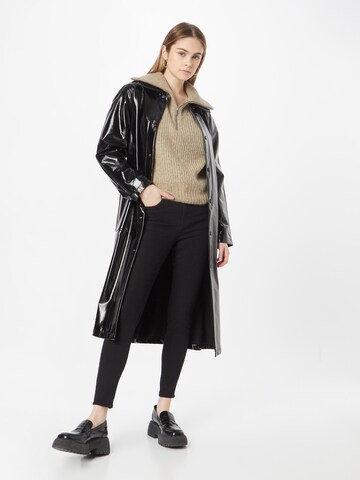 Skinny Jeans di OVS in nero