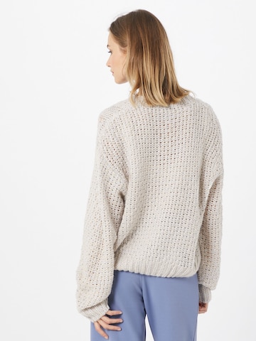 Pull-over 'Sadia' Neo Noir en blanc