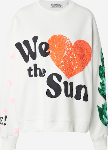 Essentiel Antwerp Collegepaita 'Ihexperience' värissä valkoinen: etupuoli