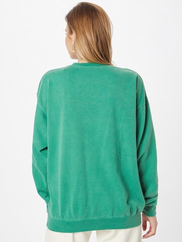 Nasty Gal Sweatshirt 'Cool Girls Club' i grön