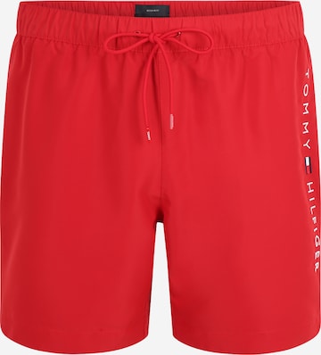 Tommy Hilfiger Swimwear Plus Zwemshorts in Rood: voorkant