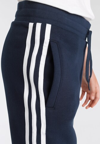 Tapered Pantaloni 'Trefoil' de la ADIDAS ORIGINALS pe albastru