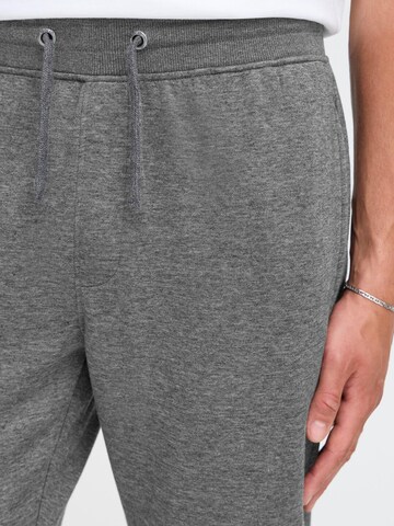 !Solid Regular Sweathose 'Augulus' in Grau