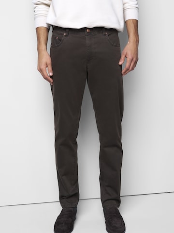 MEYER Loose fit Chino trousers in Green: front