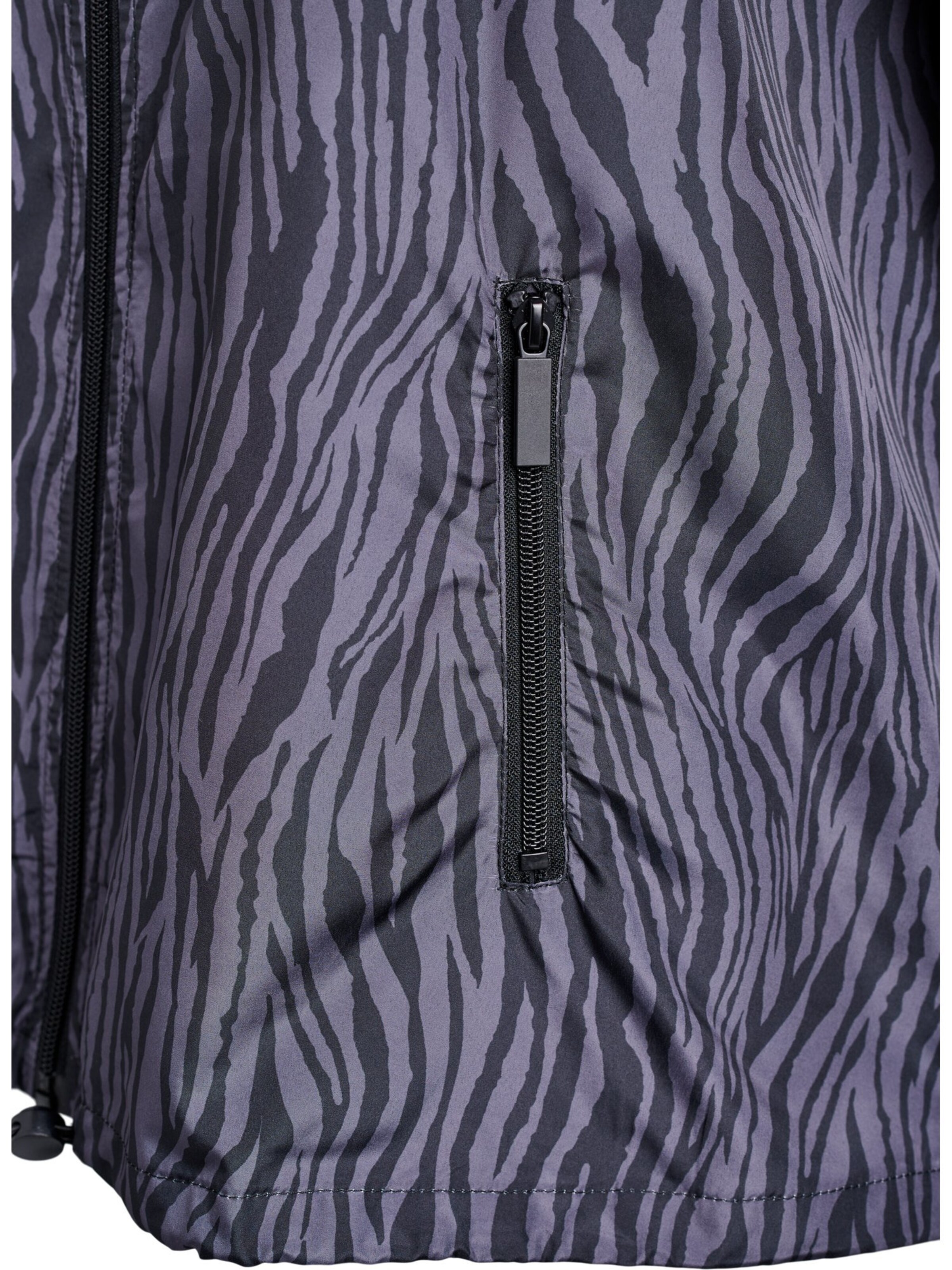 Active by Zizzi Спортивная куртка в Серый