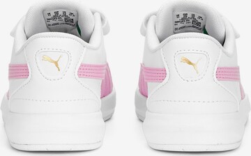 Sneaker 'Evolve Court' di PUMA in bianco