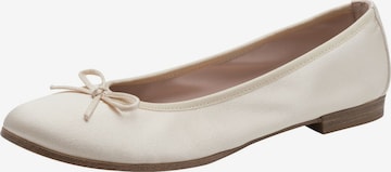 Tamaris Ballet Flats in White: front