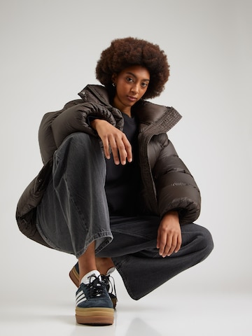WEEKDAY Winter jacket in Brown