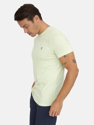 Jacey Quinn - Camiseta en amarillo