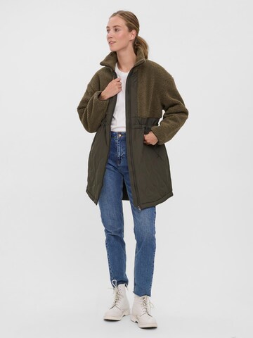 VERO MODA Between-Seasons Coat 'Reesealison' in Green