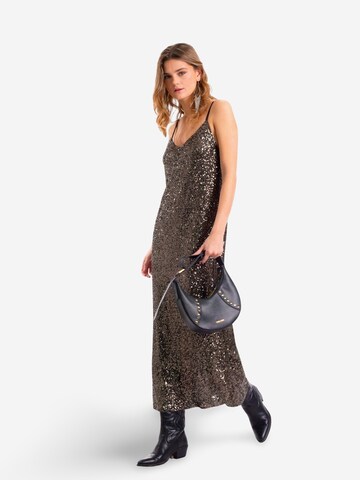 THE-ARE Evening dress in Grey