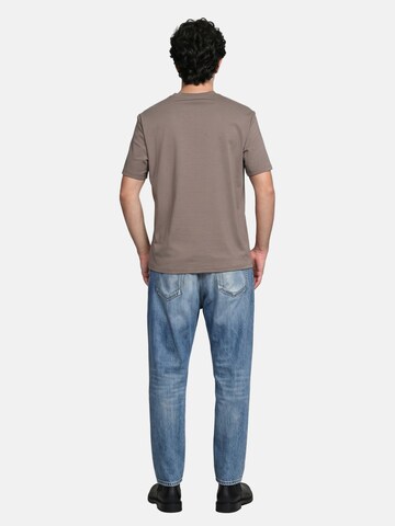 Top 'T-shirt Uomo Navigare Cotone Elasticizzato - Casual Versatile' di Navigare in grigio