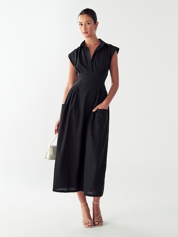 Rochie 'ELLESE' de la Willa pe negru: față