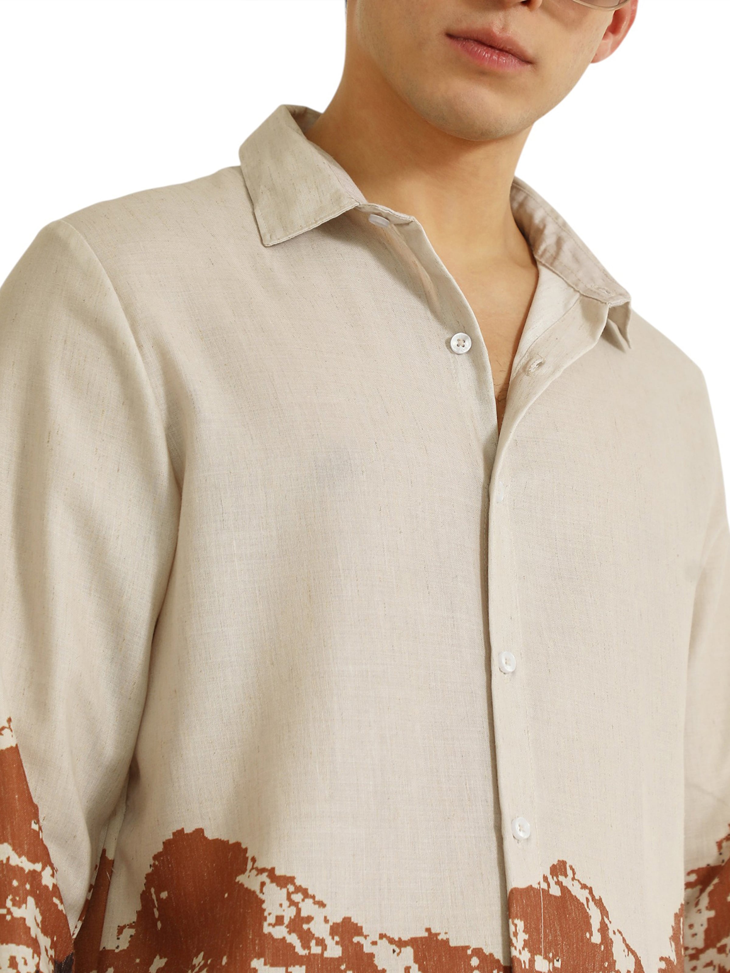 Campus Sutra - Ajuste regular Camisa 'Maren' en beige