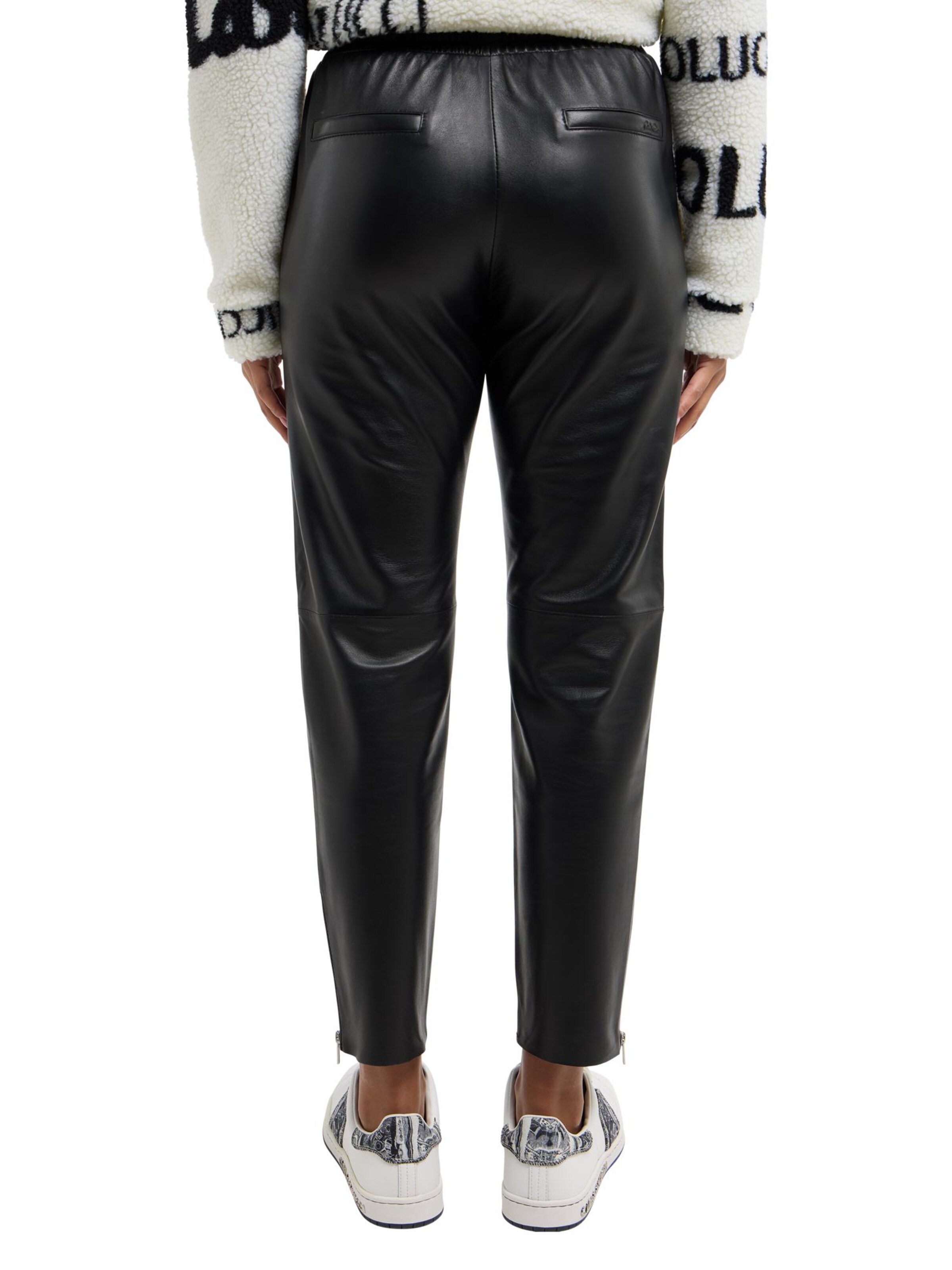 Regular Pantalon 'Demichiel' Carlo Colucci en noir