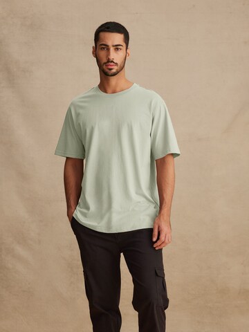 T-Shirt 'Cem' DAN FOX APPAREL en vert : devant