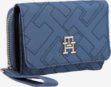 TOMMY HILFIGER Wallet in Blue