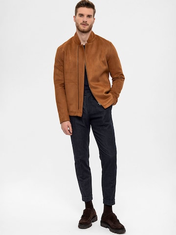 Antioch Between-season jacket in Brown