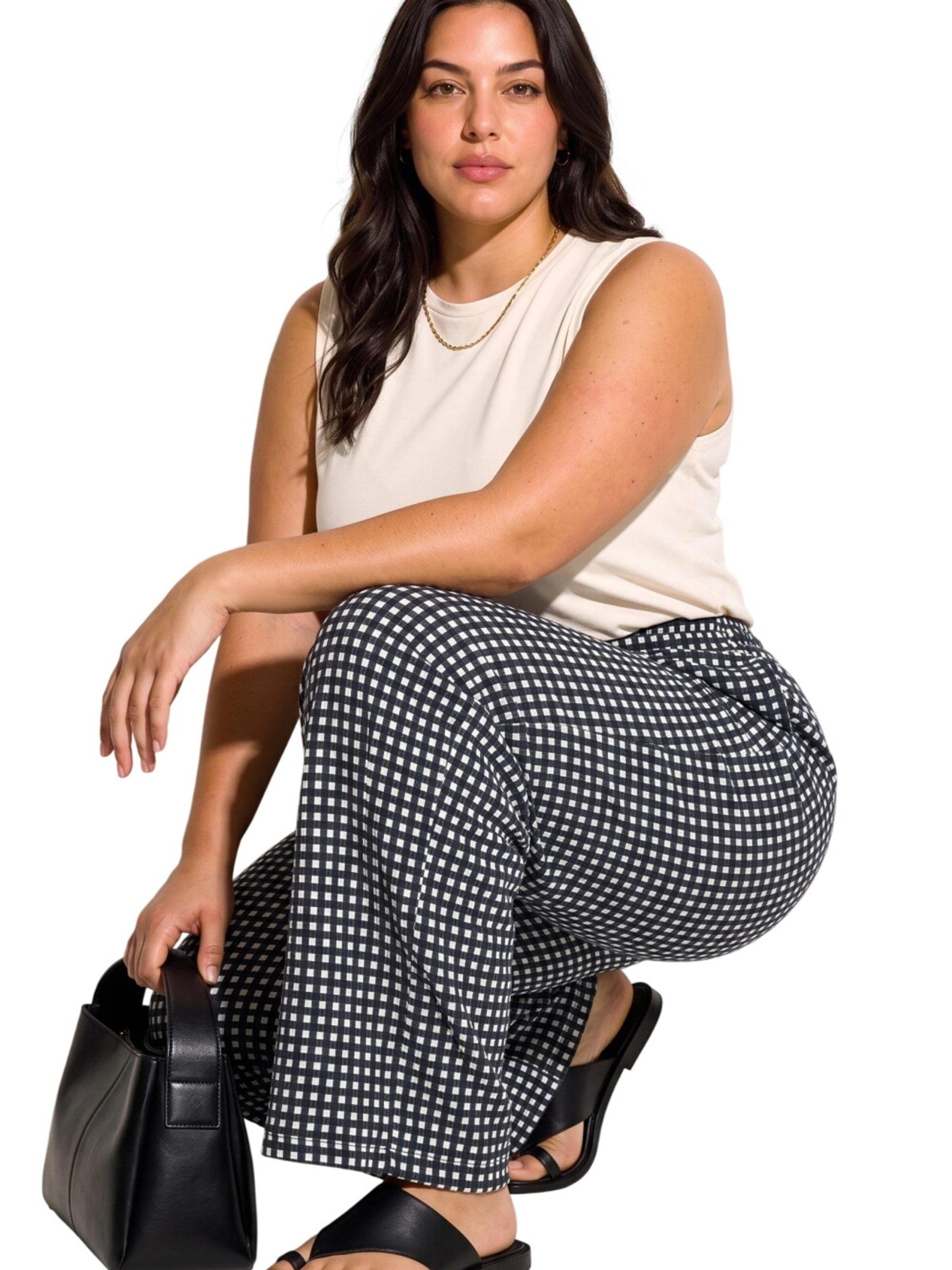 Shape Of You Regular Trousers in Blue
