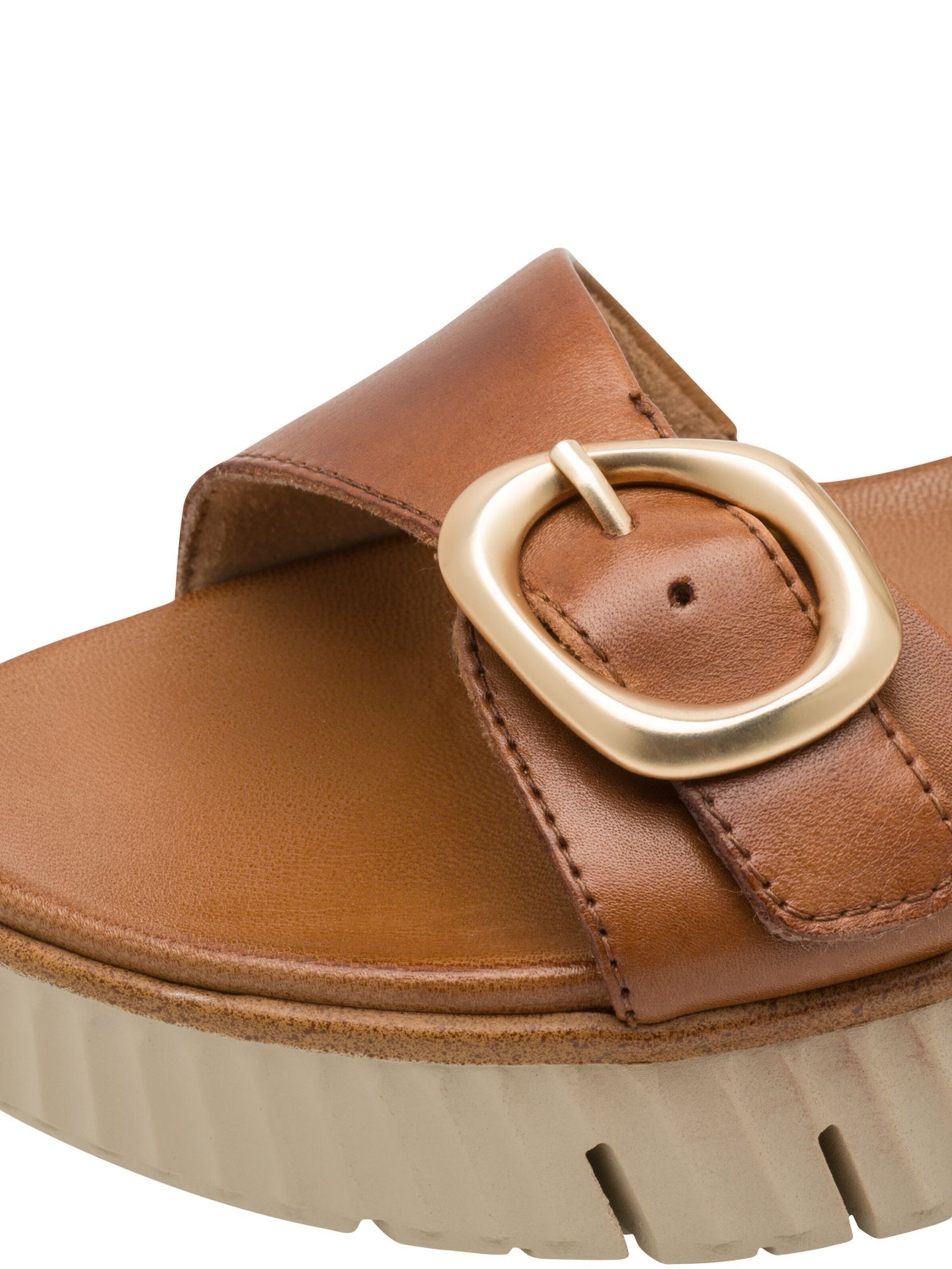 Tamaris Sandal in Brown