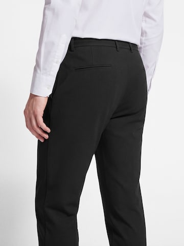 Coupe slim Pantalon Thomas Goodwin en noir