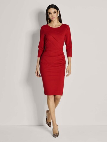 MADELEINE Kleid in Rot: Vorderseite