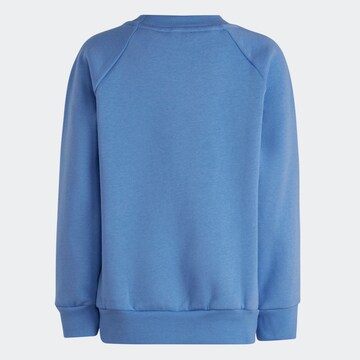 ADIDAS SPORTSWEAR Trainingsanzug 'Essentials Logo Fleece' in Blau