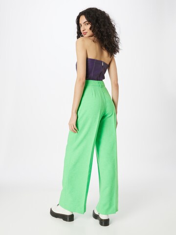 Nasty Gal Wide leg Trousers with creases 'Tracy' in Green