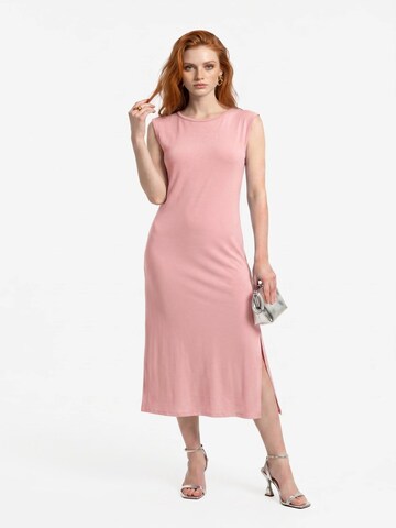 Alexa Dash Jurk in Roze: voorkant