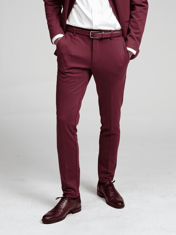 TeeShoppen Slim fit Pleated Pants in Red: front