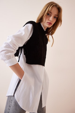 Happiness İstanbulPulover - crna boja