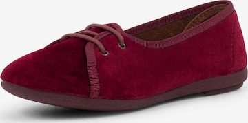 Scarpa bassa di Pisamonas in rosso: frontale