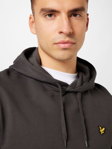 Lyle & Scott Sweatshirt in Grey