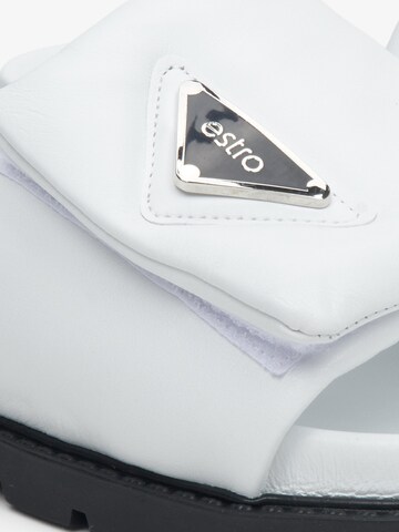 Estro Sandal '25338-10' in White