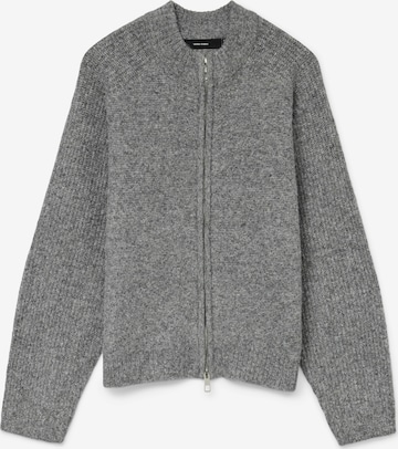VERO MODA Neuletakki 'BANG' värissä harmaa: etupuoli