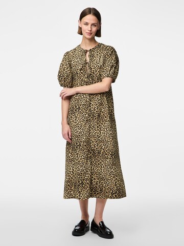 Robe 'NANCY' PIECES en beige