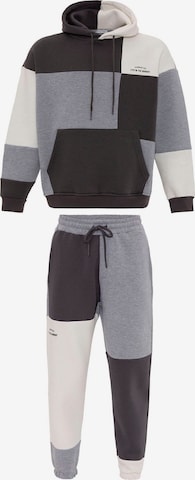 pelēks Dandalo Treniņtērps: no priekšpuses