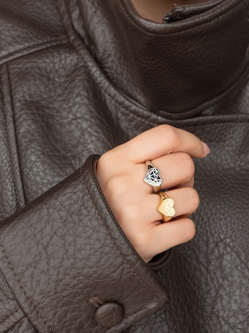 Liebeskind Berlin Ring in Gold: Vorderseite