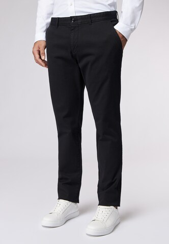 ROY ROBSON Slim fit Chino trousers in Black: front