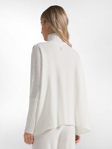 Pullover di DEHA in bianco