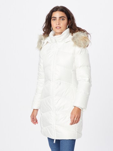 Manteau d’hiver Calvin Klein en blanc : devant