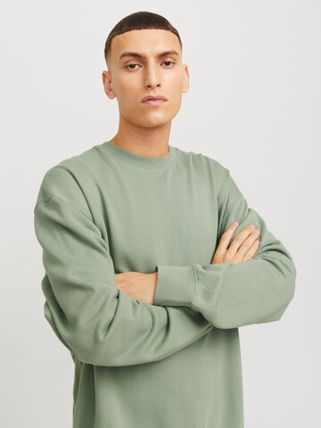 JACK & JONES Sweatshirt 'JJECHARGE' i grøn