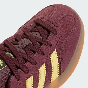 ADIDAS ORIGINALS - Zapatillas deportivas 'Gazelle' en rojo