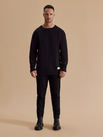 DAN FOX APPAREL Sweater 'Tamino' in Black