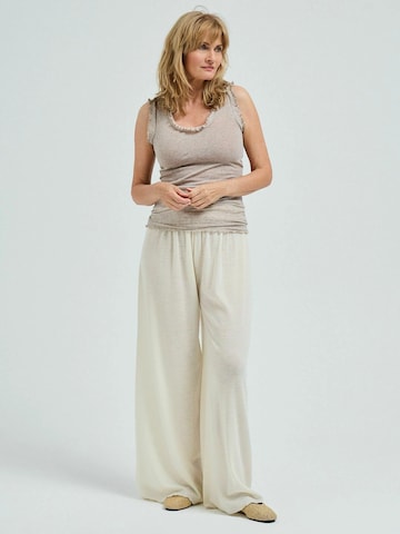 Seamless Basic Top 'Flounce' in Beige