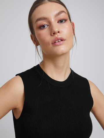 ICHI Sweatshirt 'MARSHA' in Schwarz