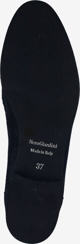 Chaussure basse Nero Giardini en bleu
