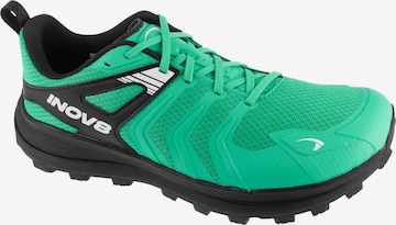 Chaussure de course 'TrailTalon Zero' Inov-8 en vert : devant