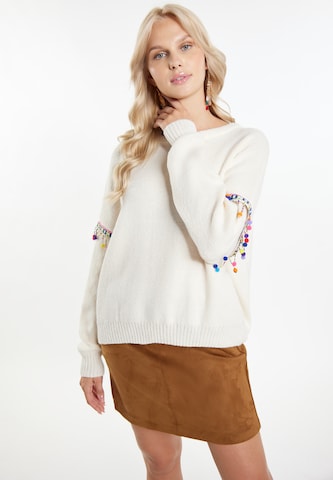 IZIA Sweater 'Hoona' in White: front