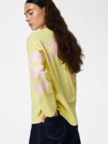 T-shirt 'Ria Fany' PIECES en jaune